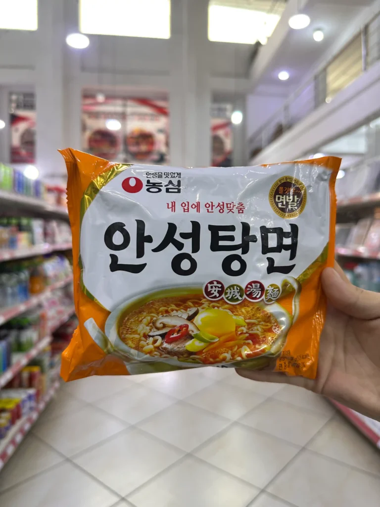 Ansungtang Ramen de Carne de Res Picante 125G