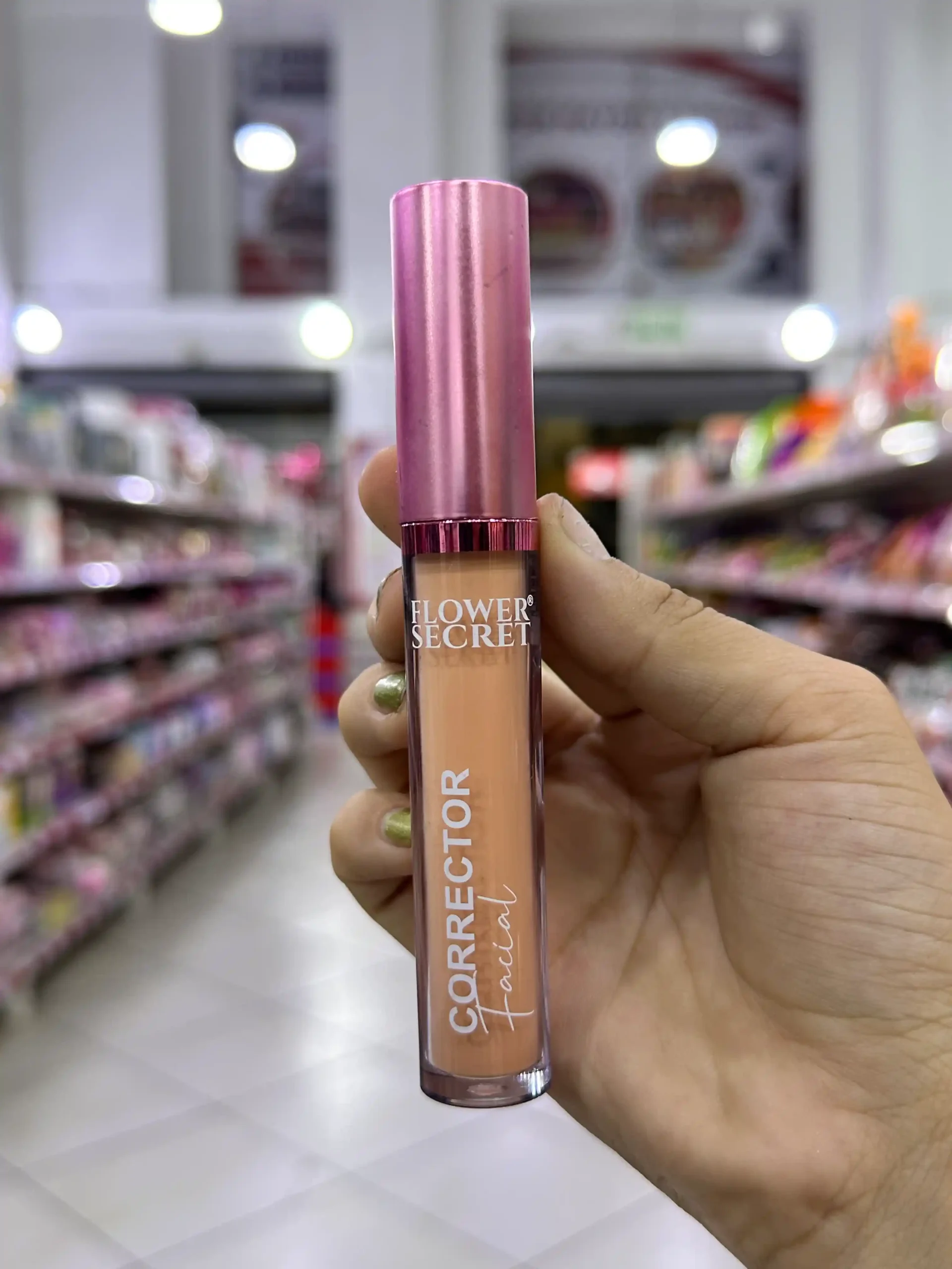 C062865 (3) Corrector Facial Líquido